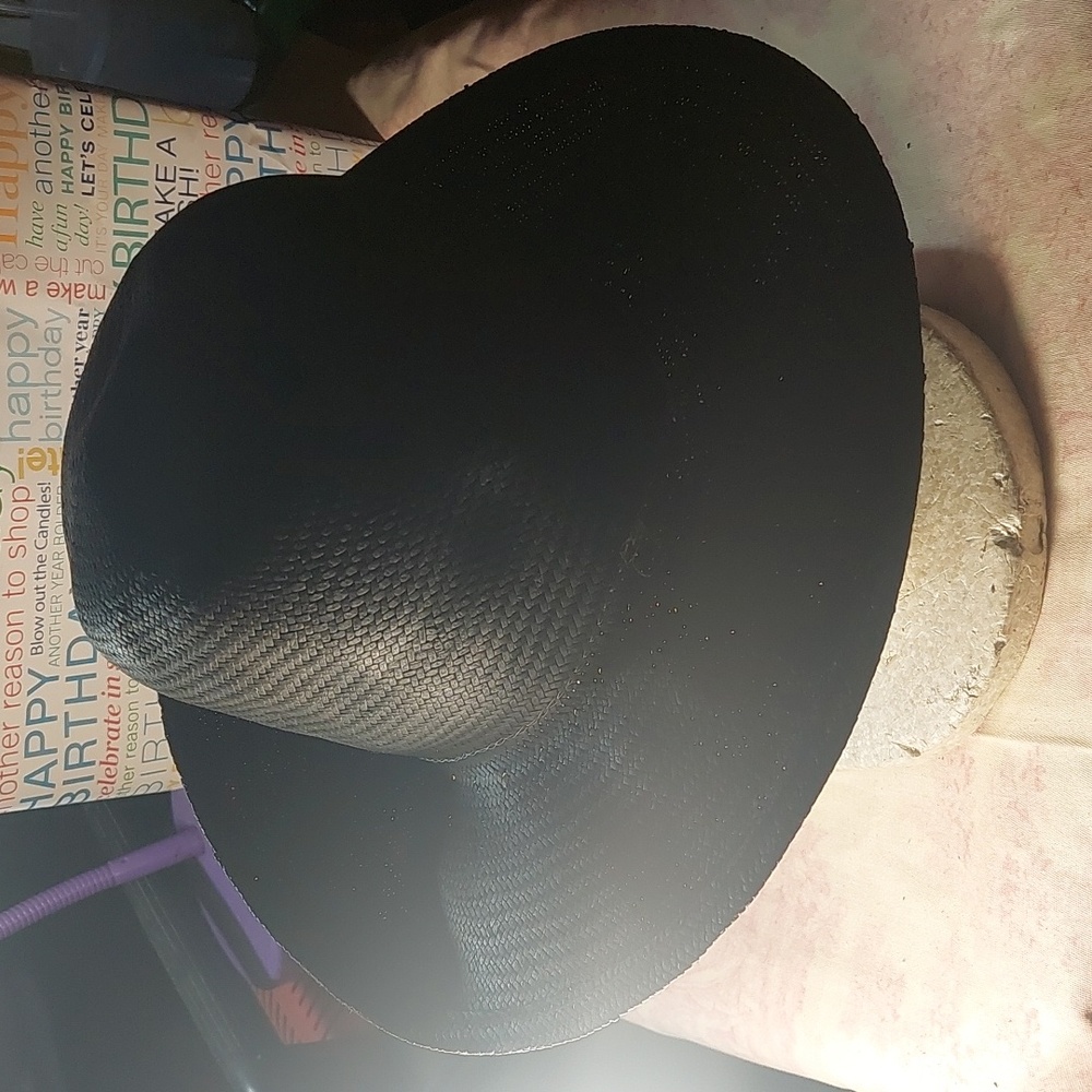 Importina Hat